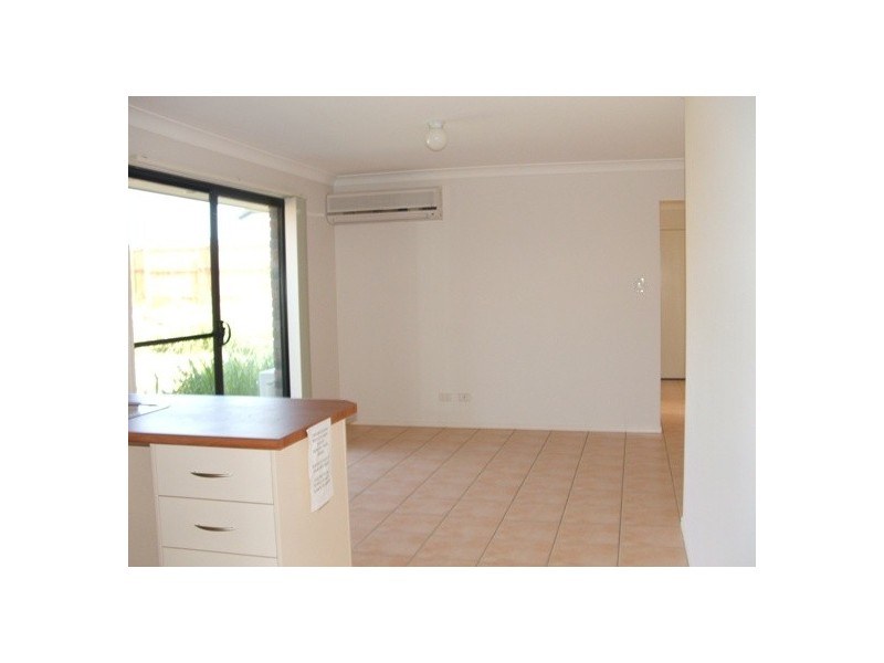 89 Anna Drive, Raceview QLD 4305