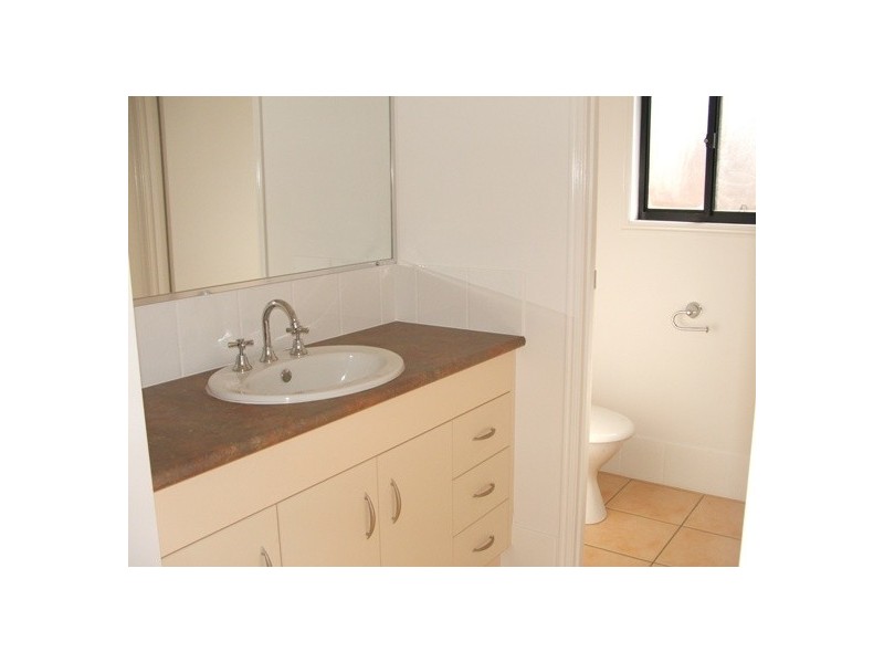 89 Anna Drive, Raceview QLD 4305