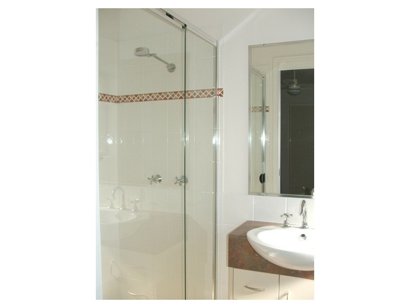 89 Anna Drive, Raceview QLD 4305