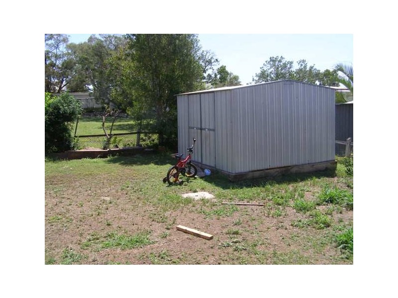 18 Gomer Street, Booval QLD 4304