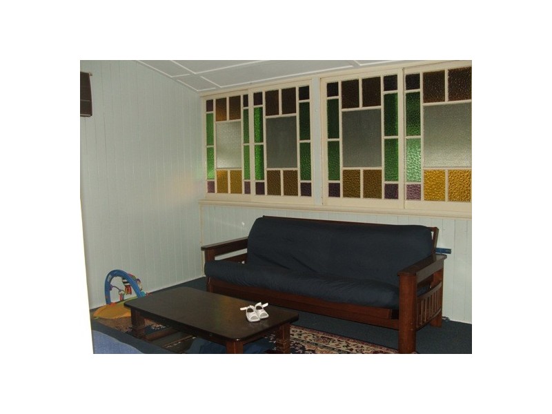 30 Alice Street, Silkstone QLD 4304