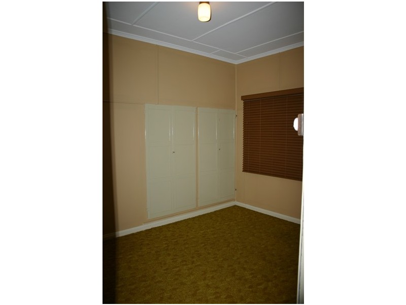 250 Warwick Road, Churchill QLD 4305