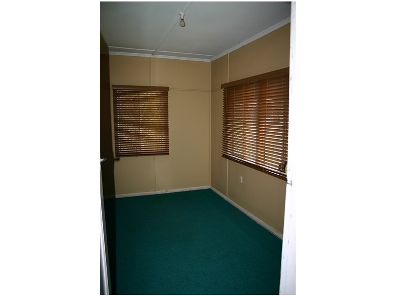 250 Warwick Road, Churchill QLD 4305