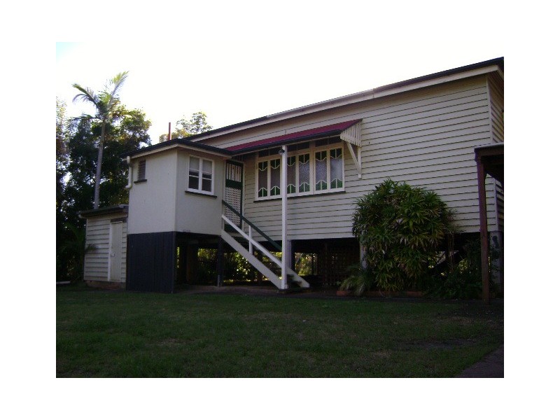 32 Woodford Street, One Mile QLD 4305