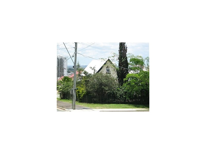 2/34 Waghorn Street, Ipswich QLD 4305