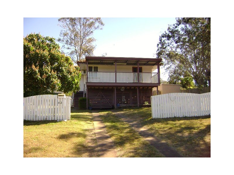 42 Flinders Drive, Leichhardt QLD 4305