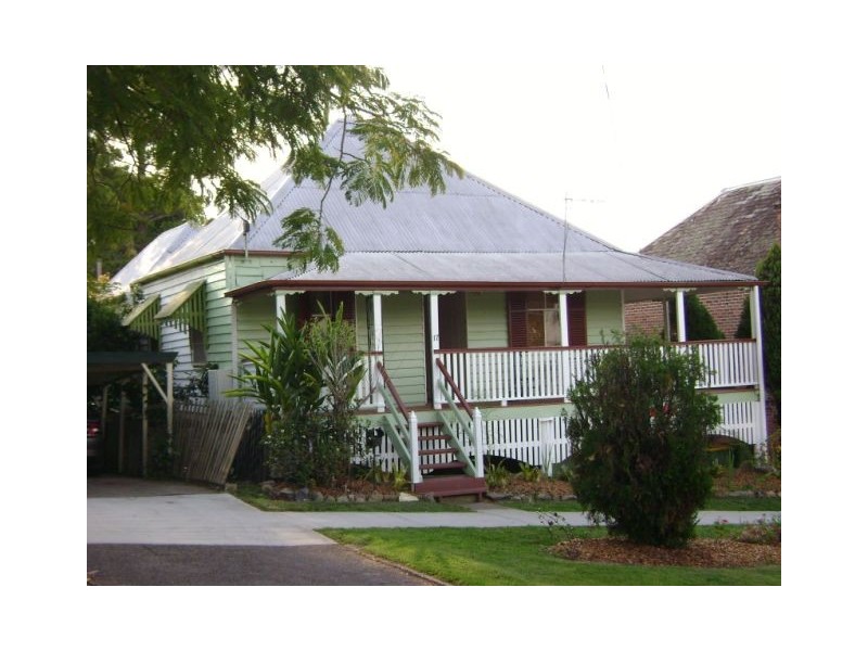 17 Murphy Street, Ipswich QLD 4305