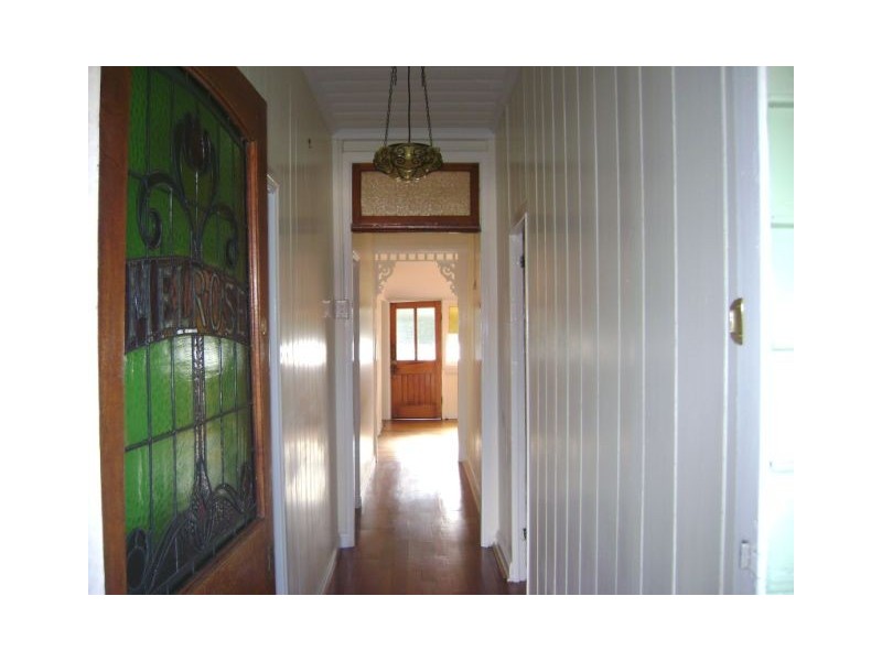 17 Murphy Street, Ipswich QLD 4305