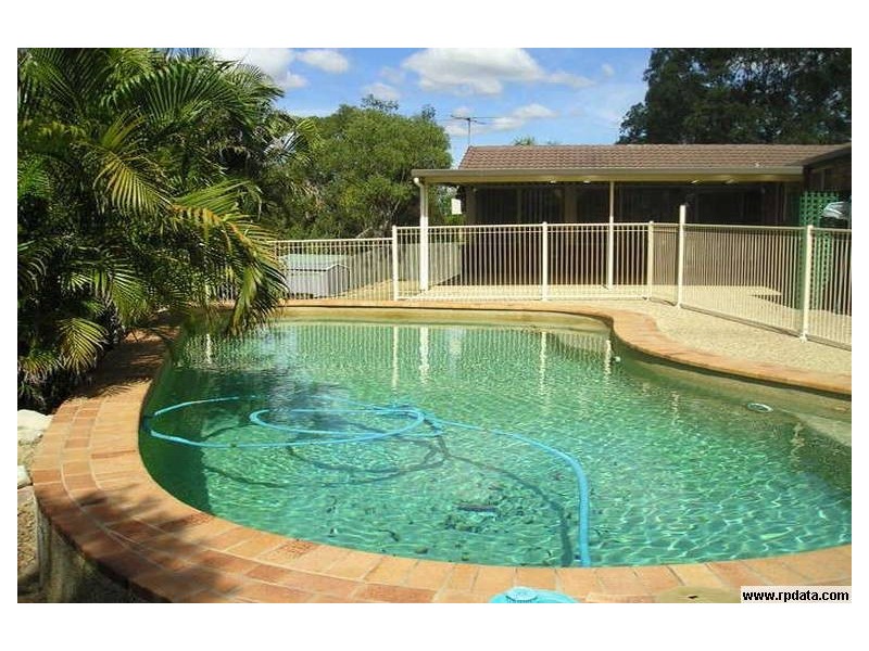 9 Takara Court, Karana Downs QLD 4306