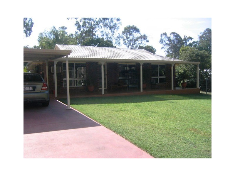 4 Clare Avenue, North Ipswich QLD 4305