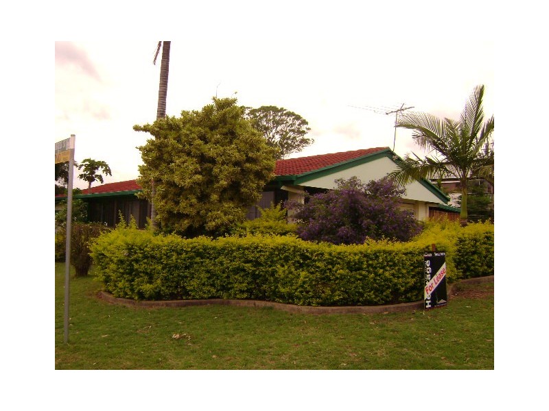 1 Burgess Street, Raceview QLD 4305