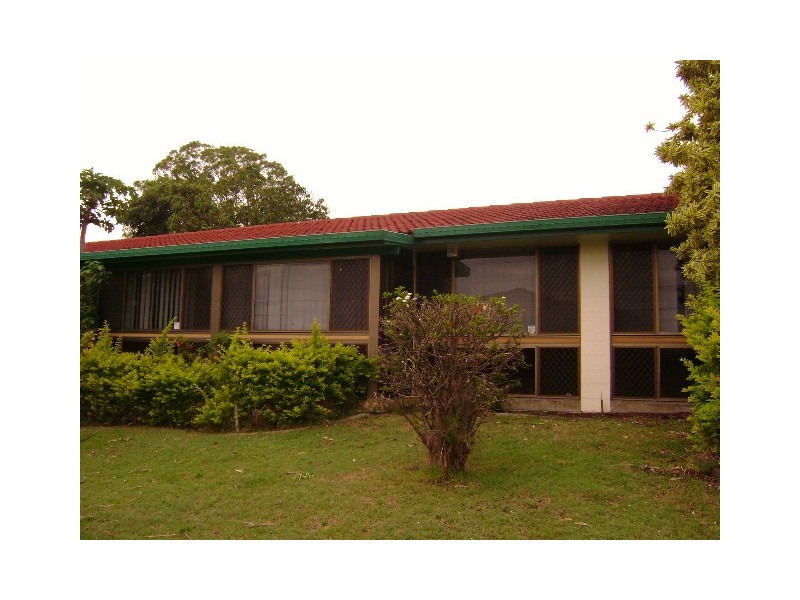 1 Burgess Street, Raceview QLD 4305