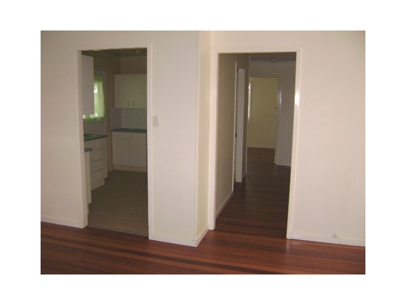 36 Aspinal Street, Leichhardt QLD 4305