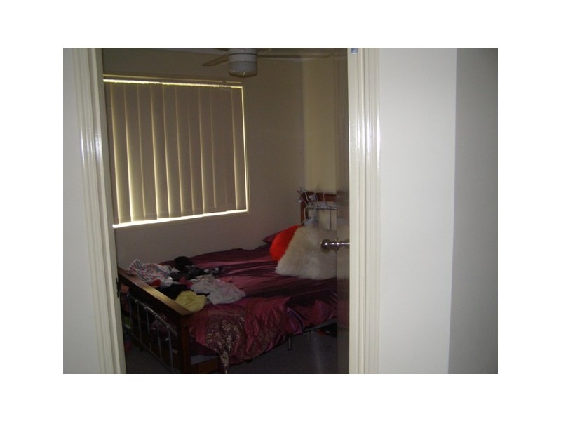 65 Banksia Drive, Raceview QLD 4305