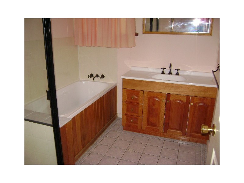 3 Moores Pocket Road, Tivoli QLD 4305