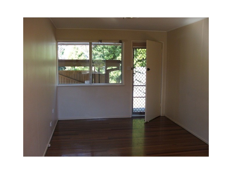 4/9 Green Street, Booval QLD 4304