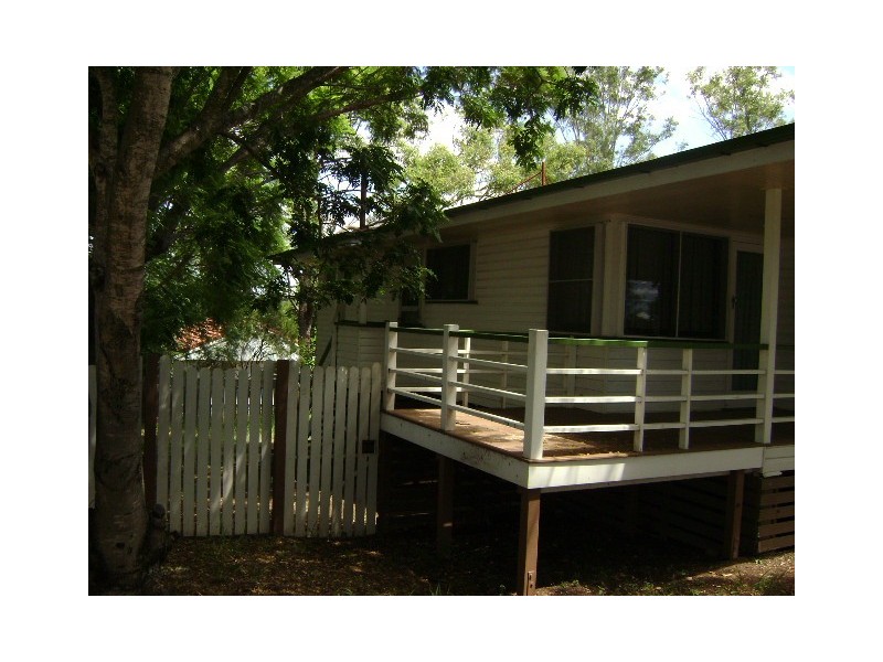 36 Aspinall Street, Leichhardt QLD 4305