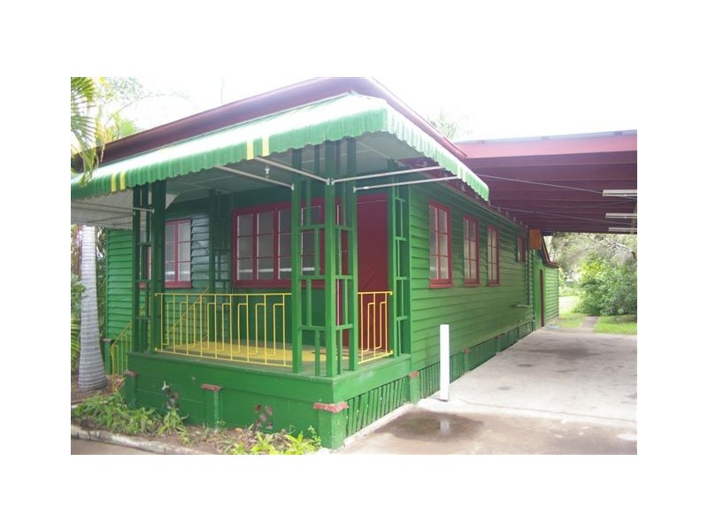 16 Hayes Street, Brassall QLD 4305