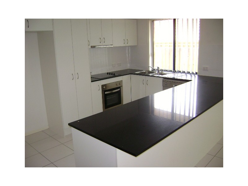 82 Albert Street, Goodna QLD 4300