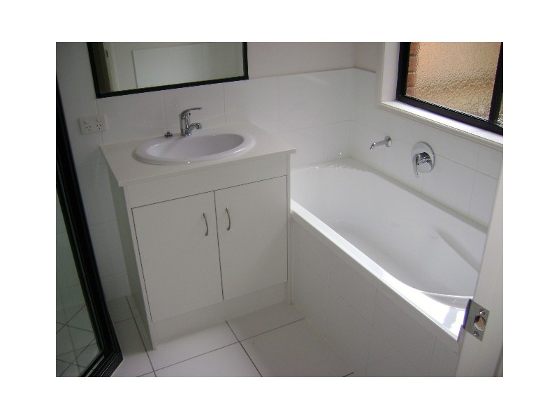 82 Albert Street, Goodna QLD 4300