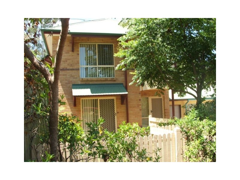 2/36 Edith Drive, North Ipswich QLD 4305