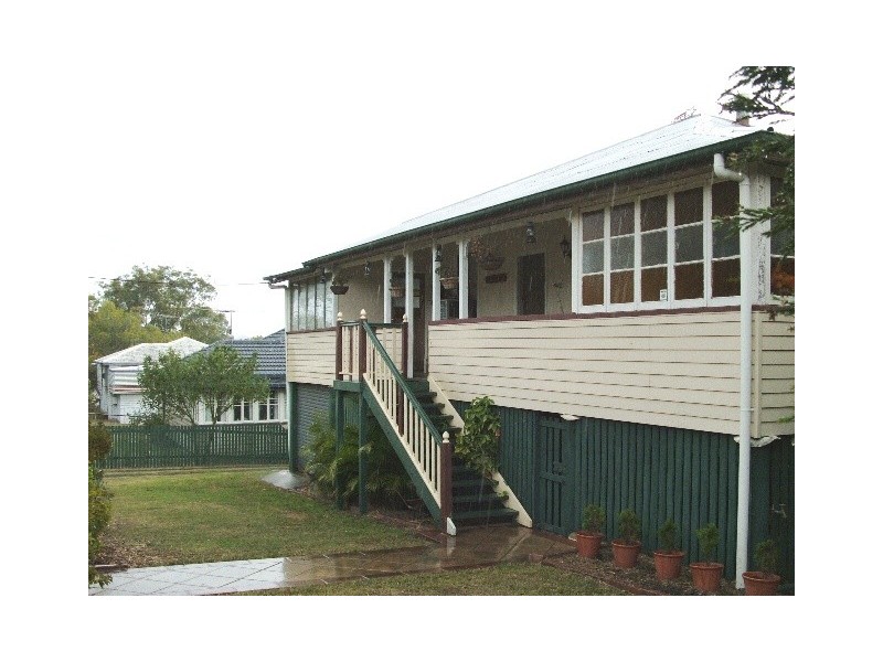 10 Pommer Street, Brassall QLD 4305