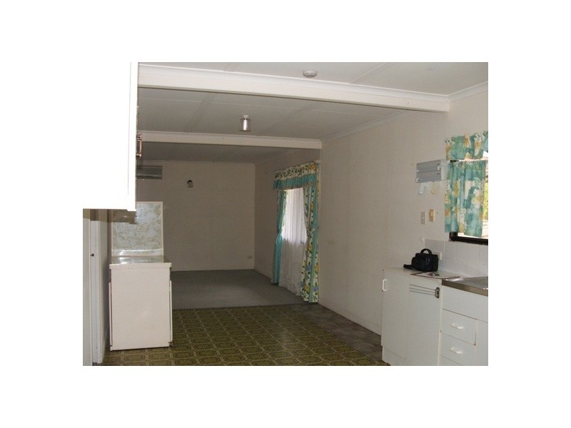 38 Berry Street, Churchill QLD 4305