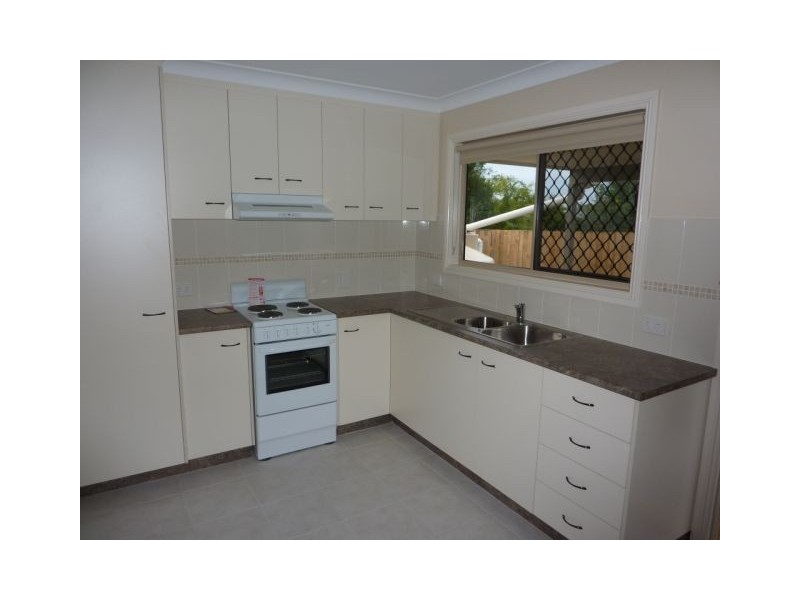 1/25 Dudleigh Street, Booval QLD 4304