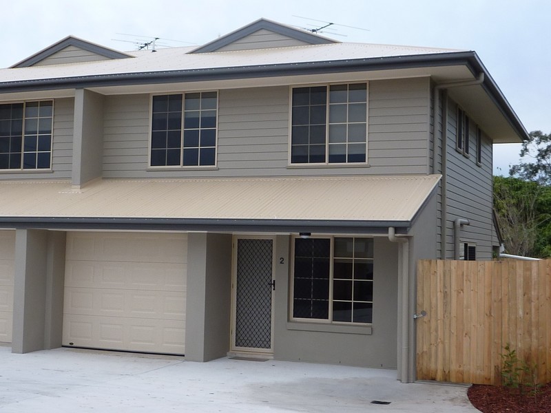 2/25 Dudleigh Street, Booval QLD 4304