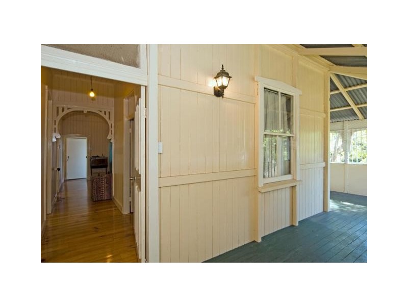 99 Thorn Street, Ipswich QLD 4305