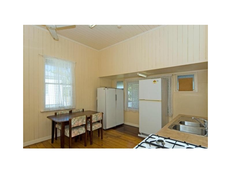 99 Thorn Street, Ipswich QLD 4305