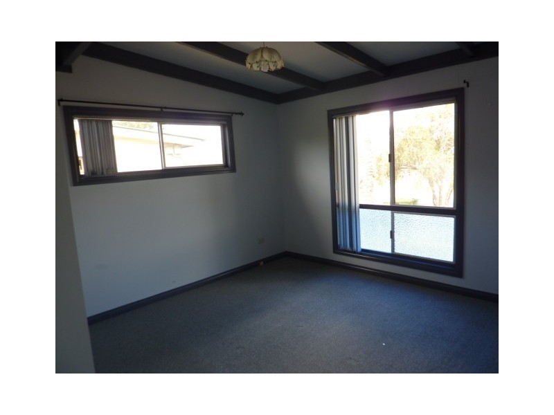 16 Bremer Parade, Basin Pocket QLD 4305