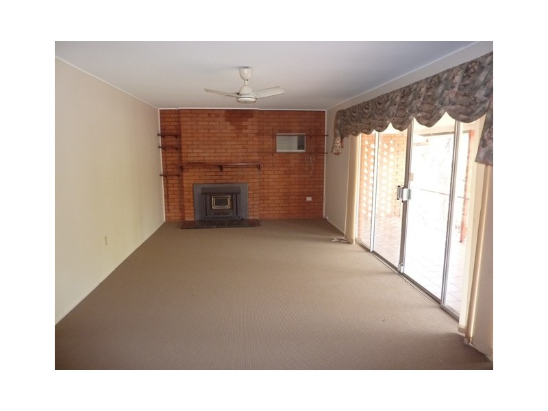 212 Pine Mountain Road, Brassall QLD 4305