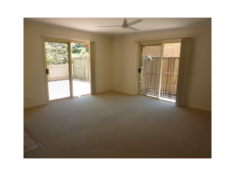 1/2 Beatrice Tallon Court, North Ipswich QLD 4305