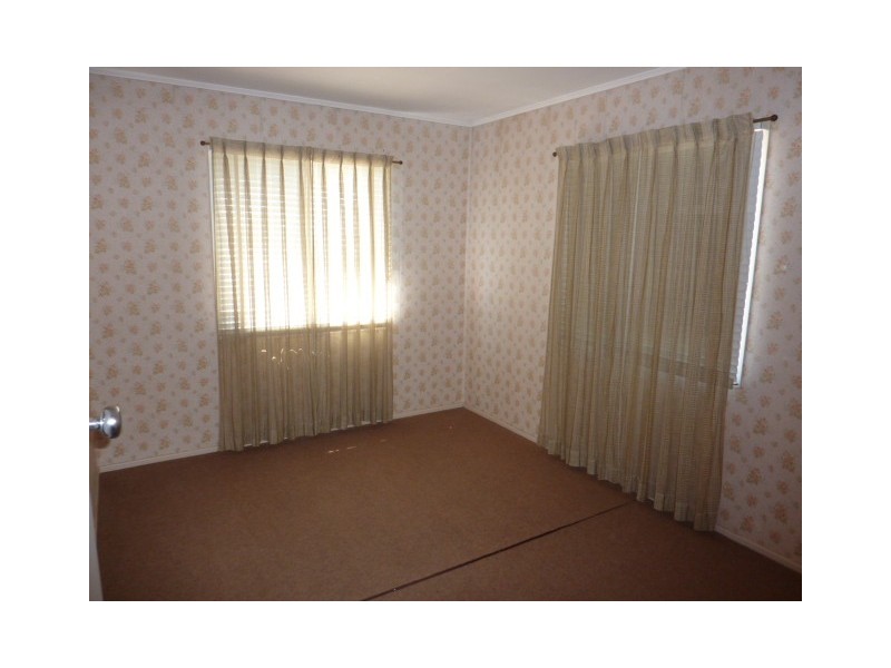 30 Jellicoe Street, Brassall QLD 4305