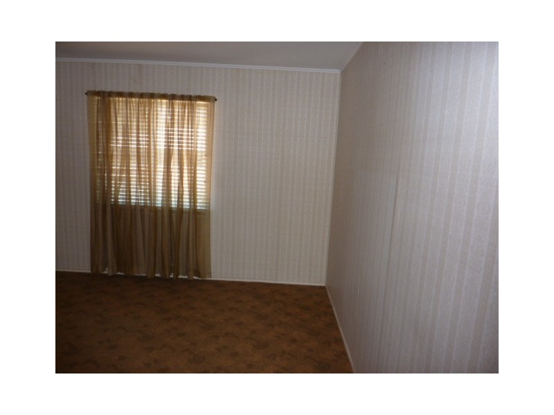 30 Jellicoe Street, Brassall QLD 4305