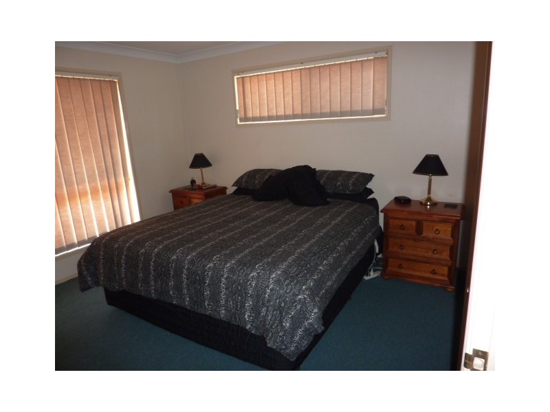 25 Victory Street, Raceview QLD 4305