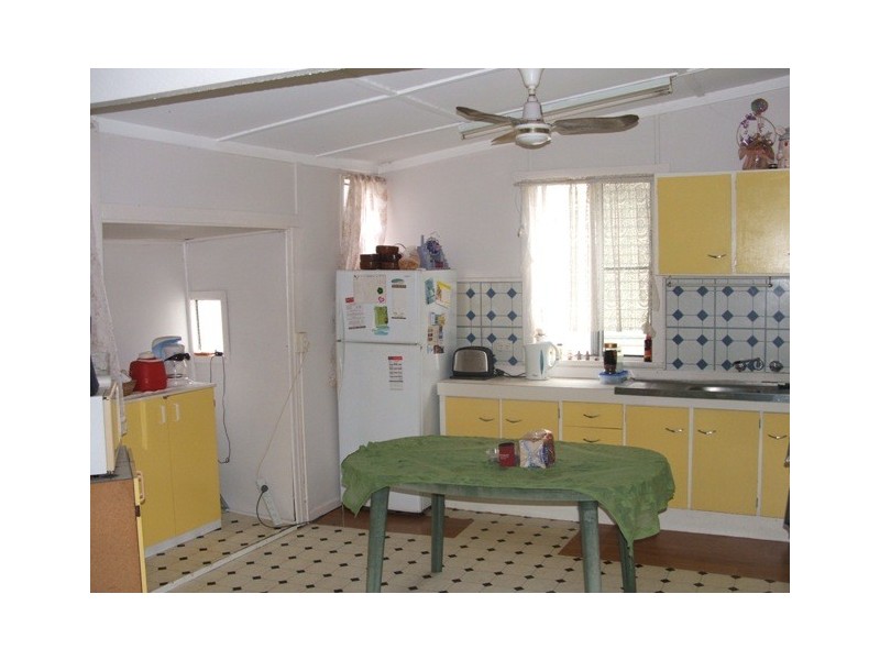 46 Cole Street, Silkstone QLD 4304