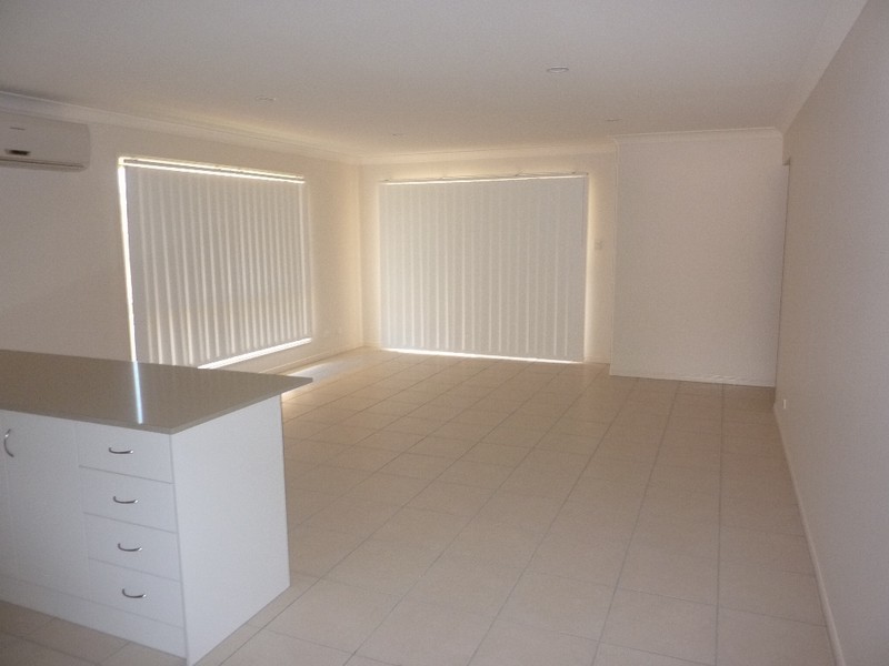 6 Julia Street, Brassall QLD 4305