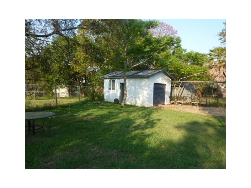 26 Selwyn Street, North Booval QLD 4304