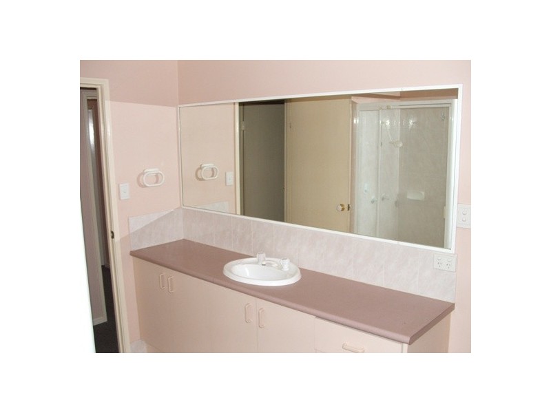 1 46 Cullen Street, Bundamba QLD 4304