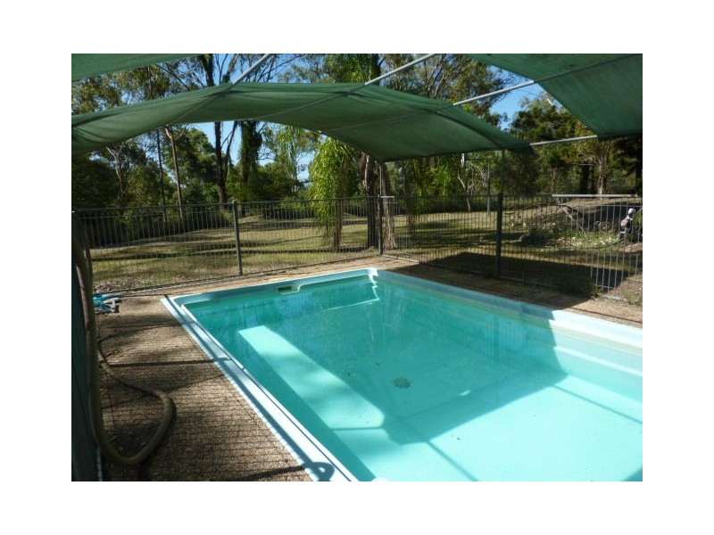 10 George Street, Blackstone QLD 4304