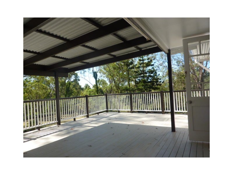 10 George Street, Blackstone QLD 4304