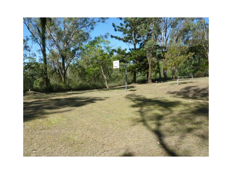 10 George Street, Blackstone QLD 4304