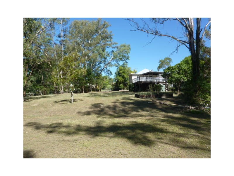 10 George Street, Blackstone QLD 4304