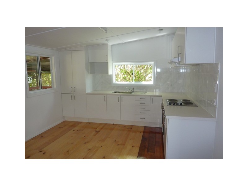 93 South Station Road, Booval QLD 4304