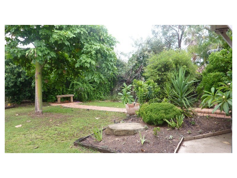 21 Iroquois Court, Brassall QLD 4305