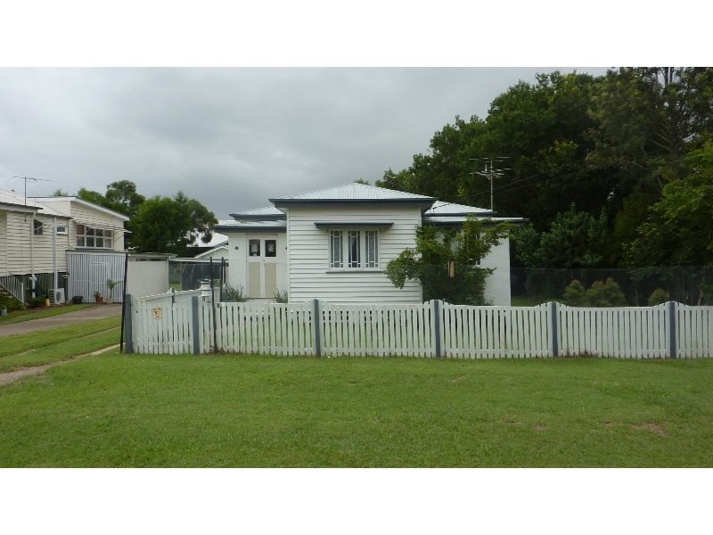 10 Bostock Street, Newtown QLD 4305