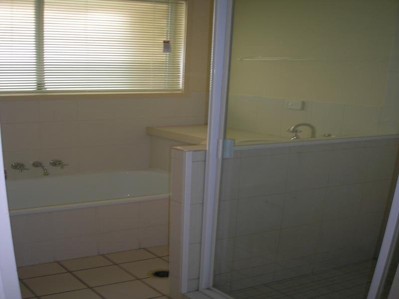 14 Batterby Street, One Mile QLD 4305