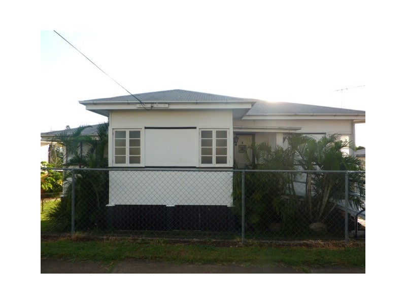68 Downs Street, North Ipswich QLD 4305